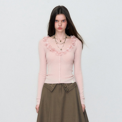 VIAPITTI针织衫设计感立体花朵