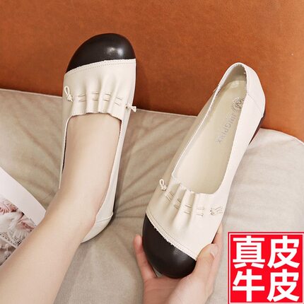 真皮单鞋平底妈妈鞋2026春季新款中老年女士牛筋软底软皮防滑小白