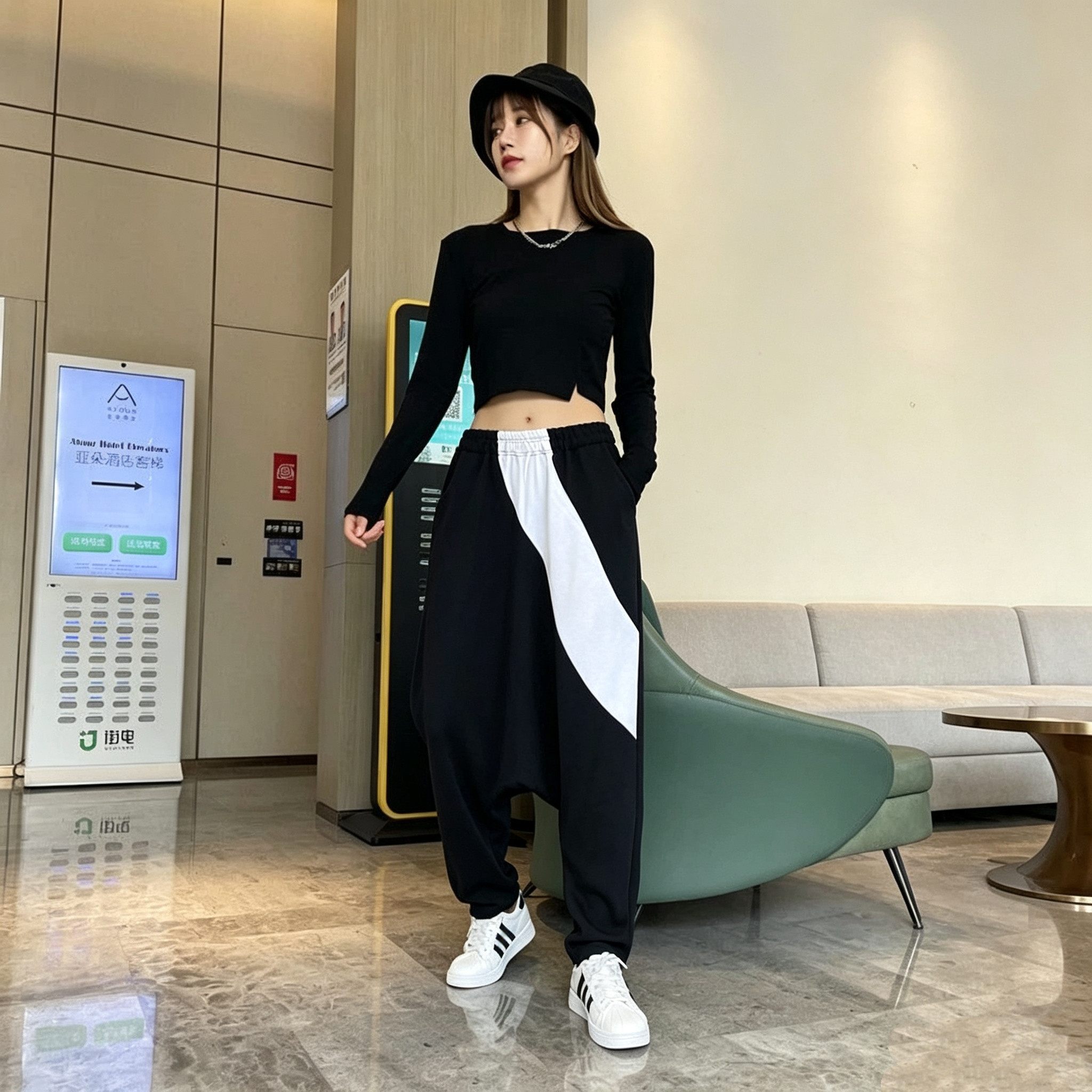 2026秋冬新款女士吊裆裤优质耐穿宽松休闲裤女松紧腰围显瘦垮裤女