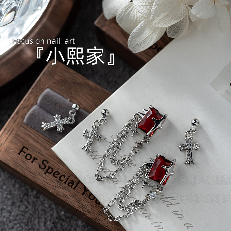 纯欲风镀金色镶锆石超闪饰品