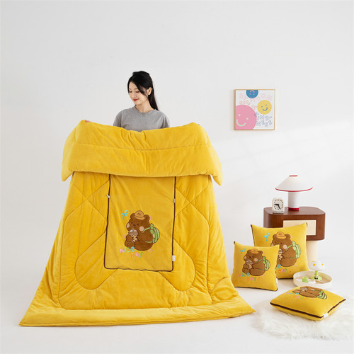 加厚宝宝绒抱枕被子两用折叠