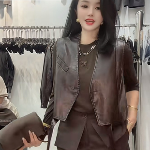 欧货2026水洗皮皮马甲女下摆飘带时尚V领坎肩无袖皮衣皮马夹背心