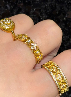 小富婆～古法黄金鸽子蛋2025年新款轻奢拉丝重工开口戒指镶嵌锆石