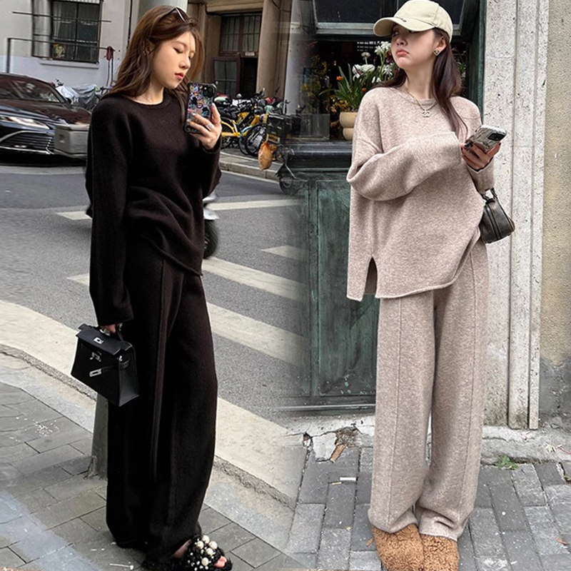 출산 착용 가을 정장 2024 새로운 임신 어머니 착용 게으른 스타일 탑 가을 겨울 대형 스웨터 투피스 세트