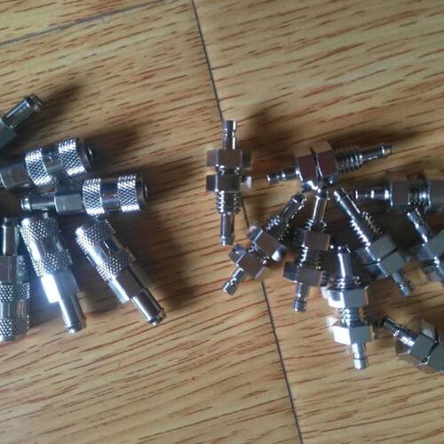 20KBKS05MPX RECTUS接头 20KB KS05 MPX 穿板螺套3X5mm利达时接头