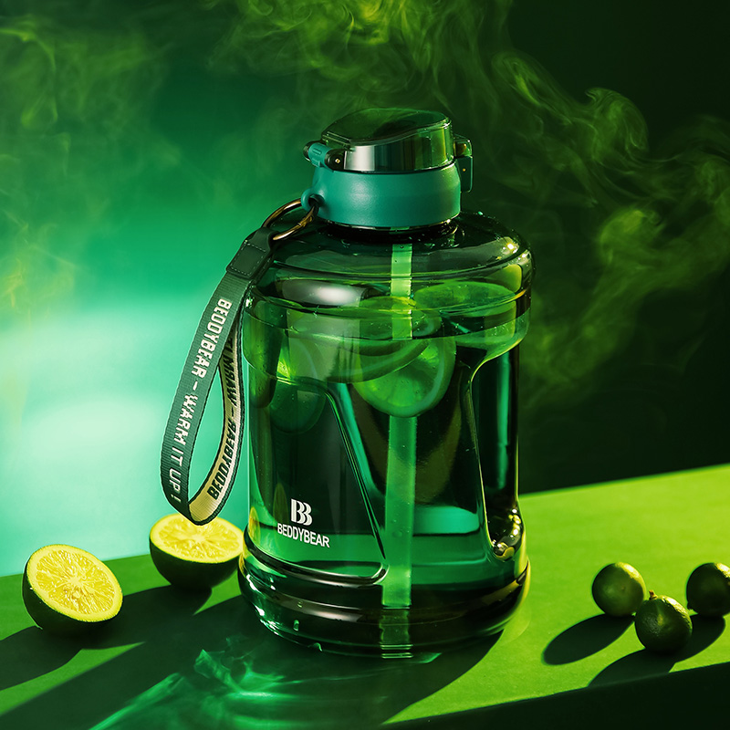 具熊塑料杯超大容量吸管2700ml