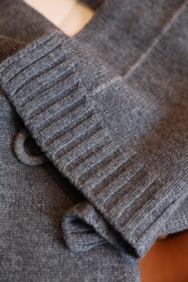 2026新款韩版宽松慵懒风软糯毛衣女秋冬设计感小众针织衫上衣