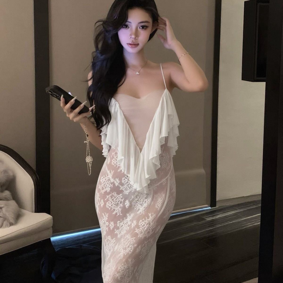 法式性感深V蕾丝透视内衣套装