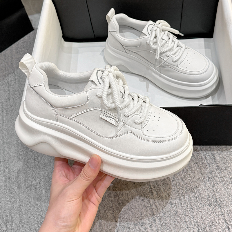 真皮小白鞋女2025秋冬季新款厚底板鞋小众百搭透气学生休闲鞋