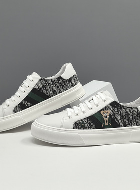 男士小白鞋轻奢一脚蹬懒人鞋真皮百搭板鞋男款潮鞋男生平底休闲鞋