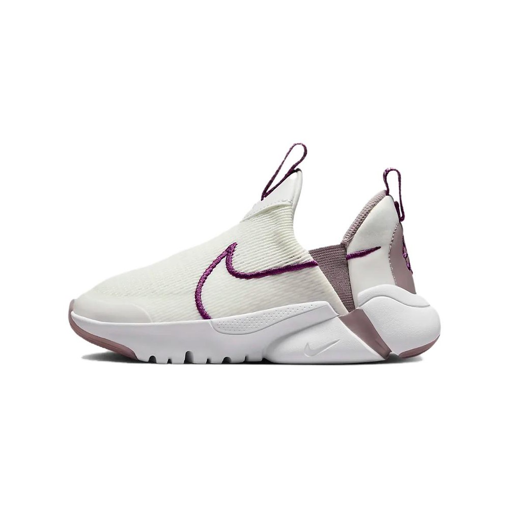 【攀登】 Nike 儿童跑步鞋 套脚 厚底 四季通用 白色 减震耐磨