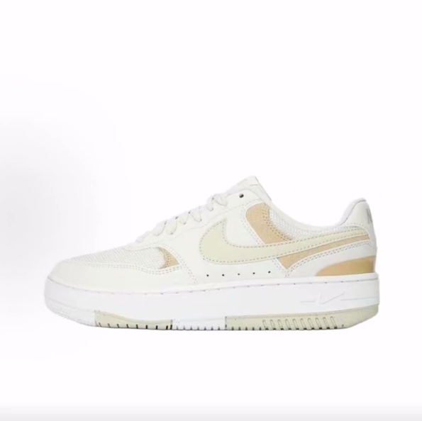 Nike Gamma Force  低帮 板鞋 女款