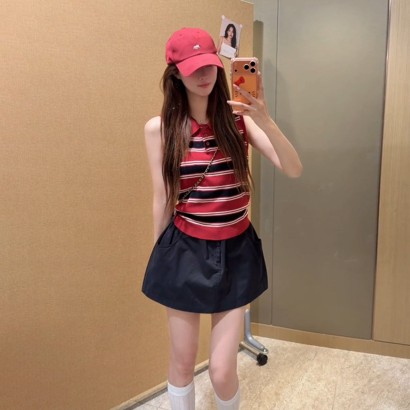 巨好看ootd穿搭一整套2026新款红色条纹t恤女夏季短裙子两件套装