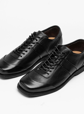 TBOF【慵懒松弛感】黑色方头休闲德训鞋水洗牛皮高级感通勤皮鞋男