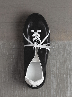 TBOF【日常通勤】黑色复古德训鞋男真牛皮舒适薄底休闲百搭平底鞋