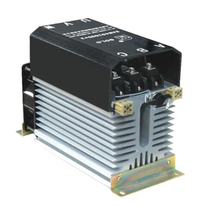 固特 三相固态继电器散热一体化三相整机带风扇SAM40300D*3 W300