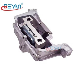 2462402517 发动机支架脚垫 适用于奔驰  C117 W176 W246  X156