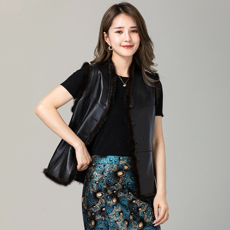 真皮马甲女士2025春秋新款绵羊皮