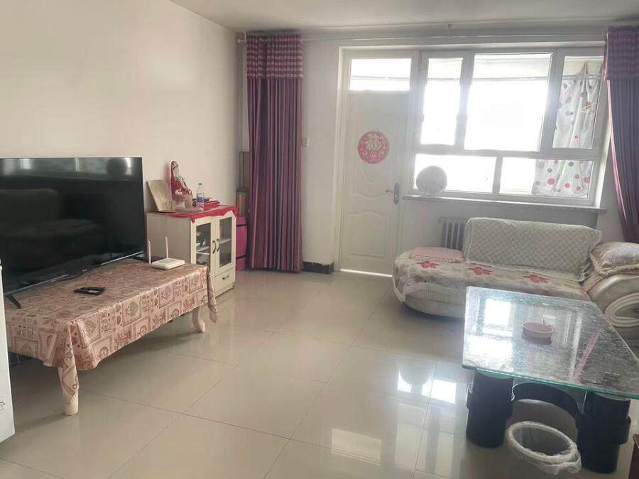 5月23日巴音郭楞百货公司院内土地使用权及地上房产、附属物网络拍卖公告