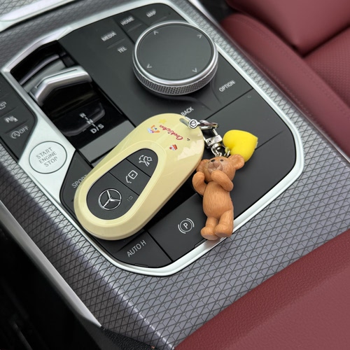 适用饼饼奔驰E300L钥匙套C260LC200L可爱GLC300L扣GLB壳GLE女EQE
