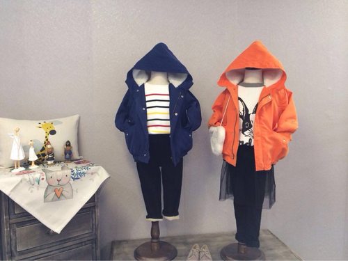 女宝宝儿童女童男童中性 桃皮绒风衣外套特价厚实暖和特价清货