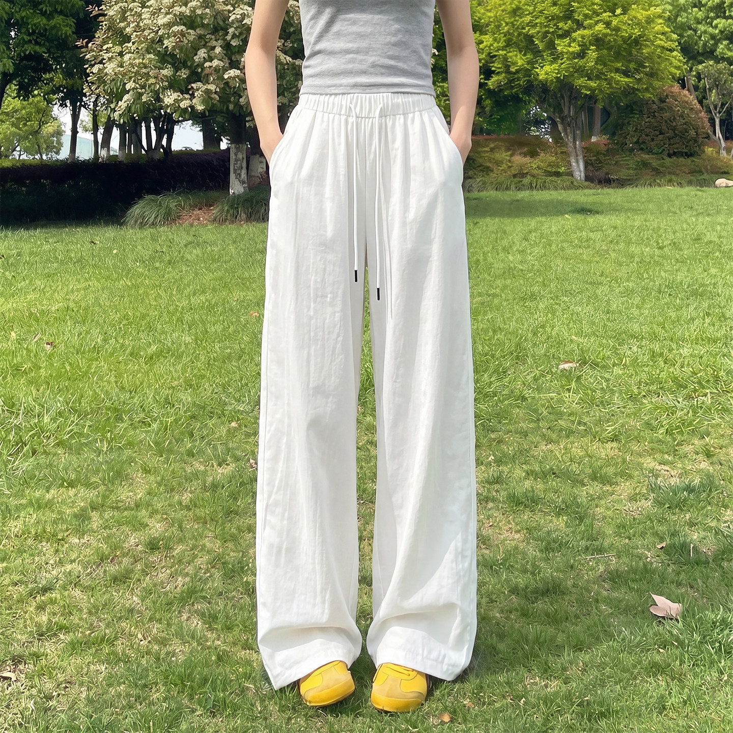 白色冰丝阔腿裤女夏季薄款2026新款小个子速干休闲运动山本弯刀裤