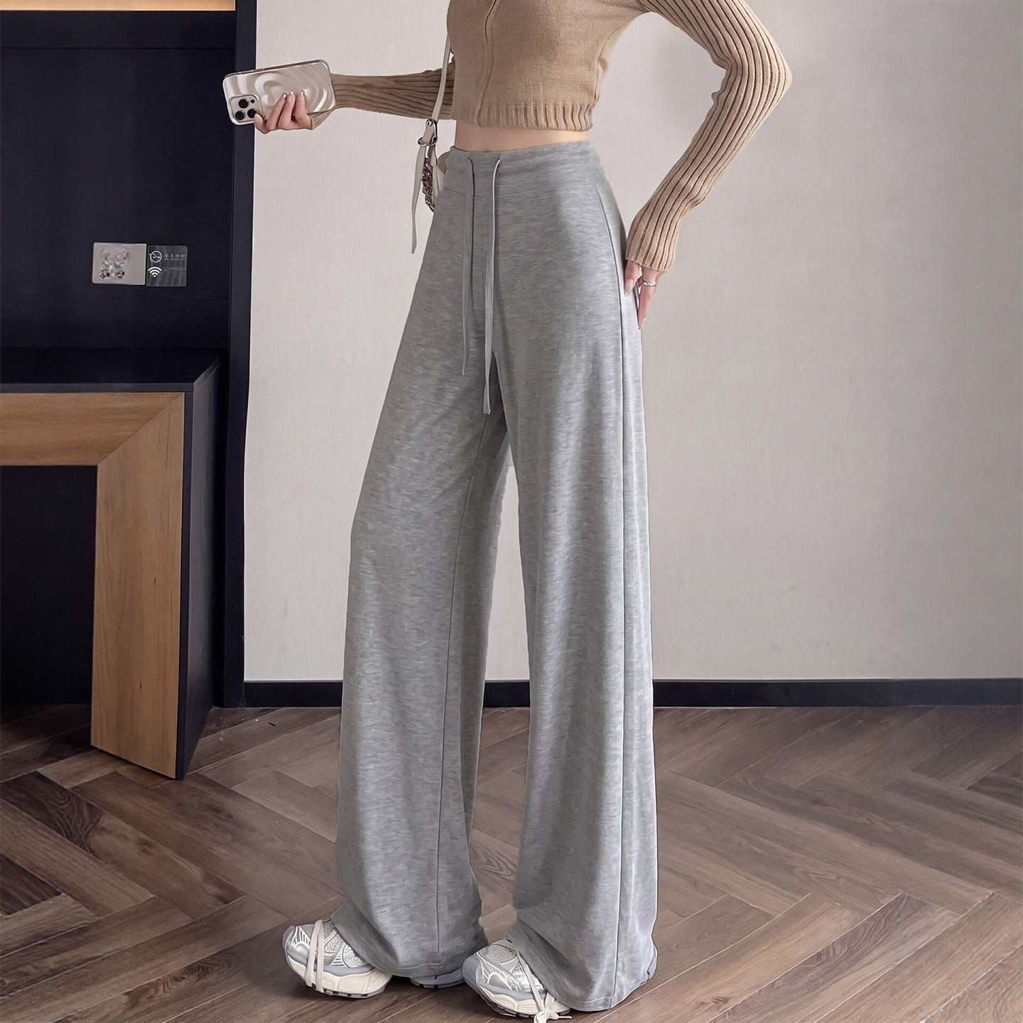 灰色运动裤女款2026新款夏薄款小个子高腰垂感直筒卫裤休闲阔腿裤