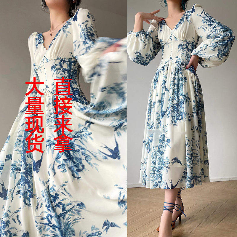 新款 外贸独立站法式收腰v领连衣裙钉珠印花大雪纺长裙女中腰,女装/女士精品,连衣裙,淘宝优惠券,粉丝福利购,淘宝优惠卷