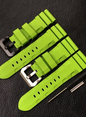 适配沛纳海橡胶手表带男防水柔软闪电款硅胶表链24mm 26mm草绿色