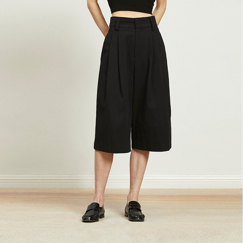 Carolingian松弛百搭!重磅亚麻+长绒棉立体褶裥百慕大六分裤中裤