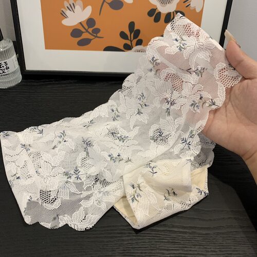 蕾丝薄款性感内裤女半透明提花波浪边透气无痕中腰三角裤2026新款