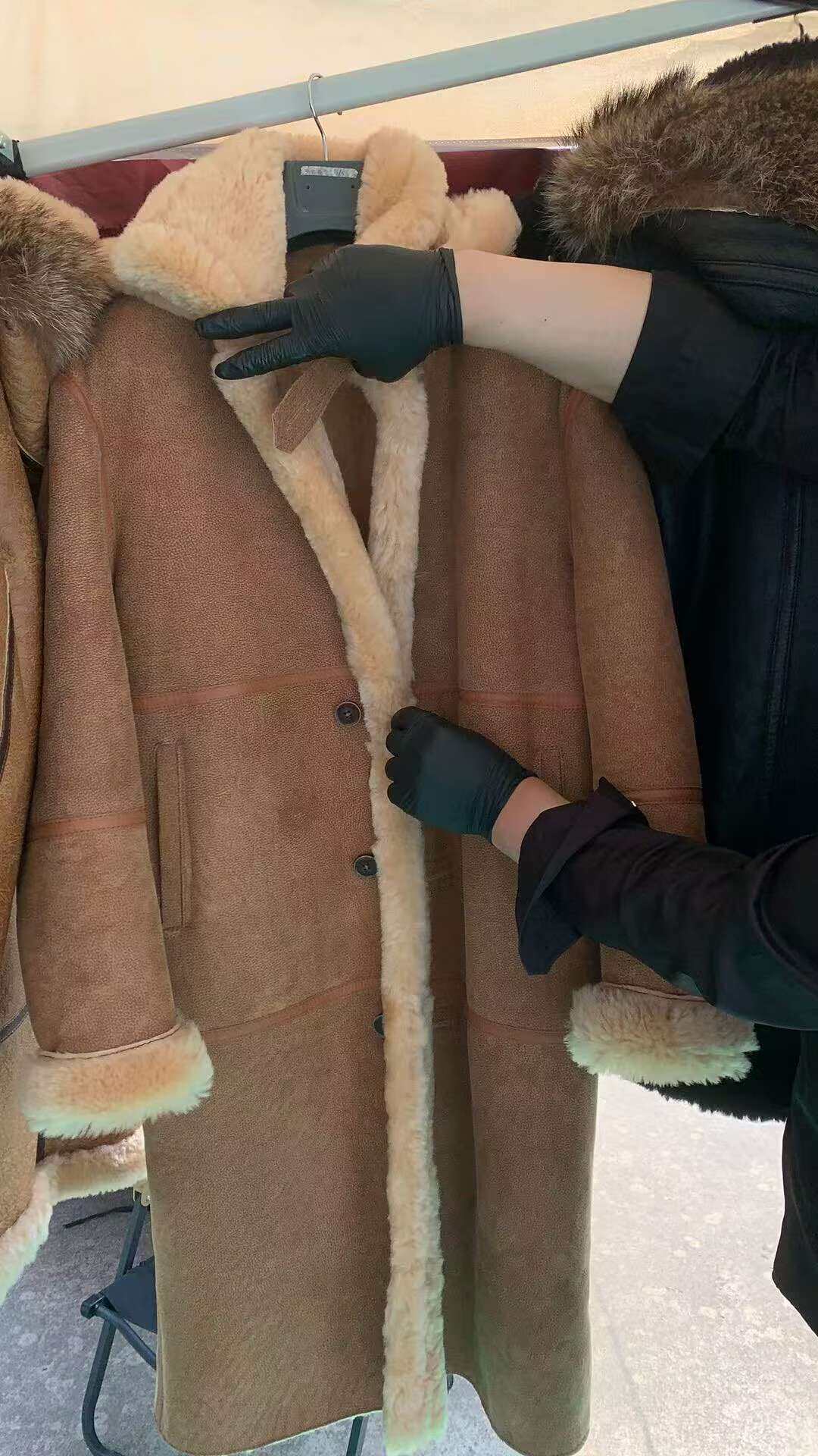 天然皮毛一体冬季外套男士女士真皮大衣加长款皮草大衣加肥加大码