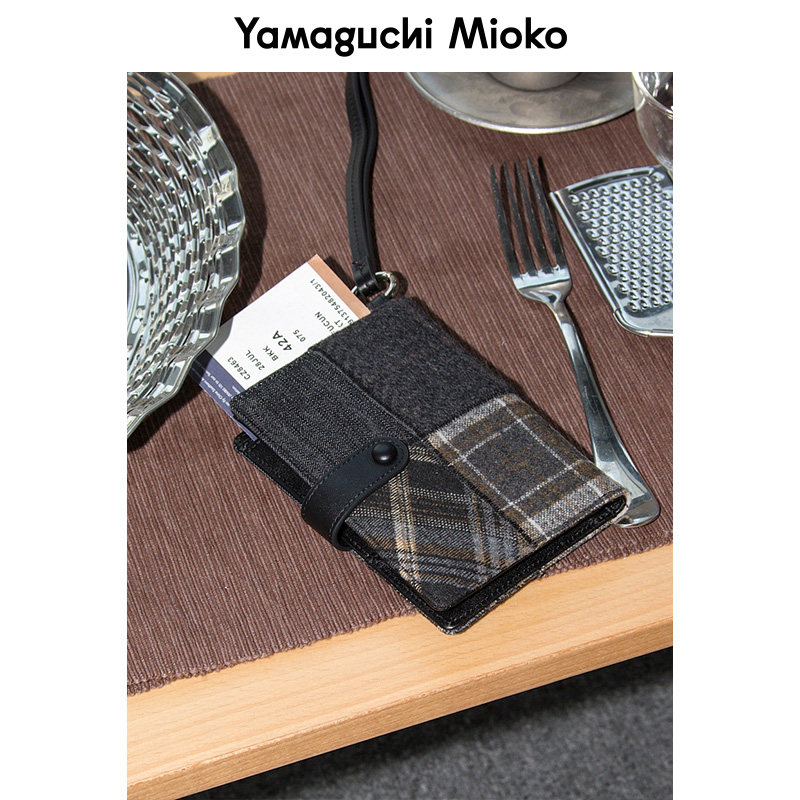 山口美袋 软牛皮！羊毛针织手工拼接钱包可拆卸挂绳真皮护照夹