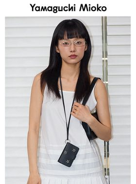 山口美袋“Tropic Petals”时髦好物！花朵通勤挂脖零钱证件卡包