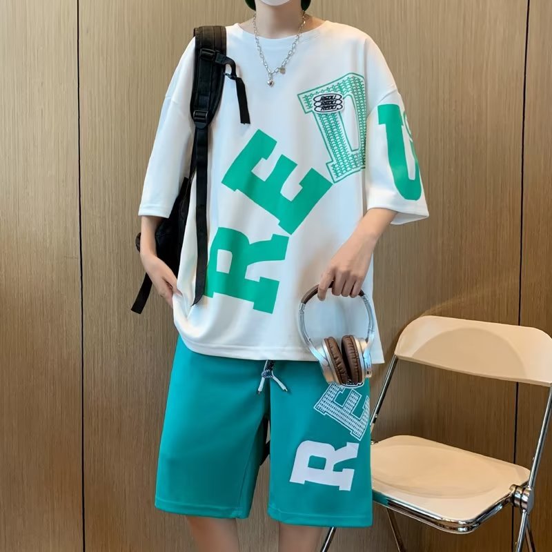 香港欧洲站短袖t恤男夏季潮牌青少年学生搭配帅气休闲运动套装跨