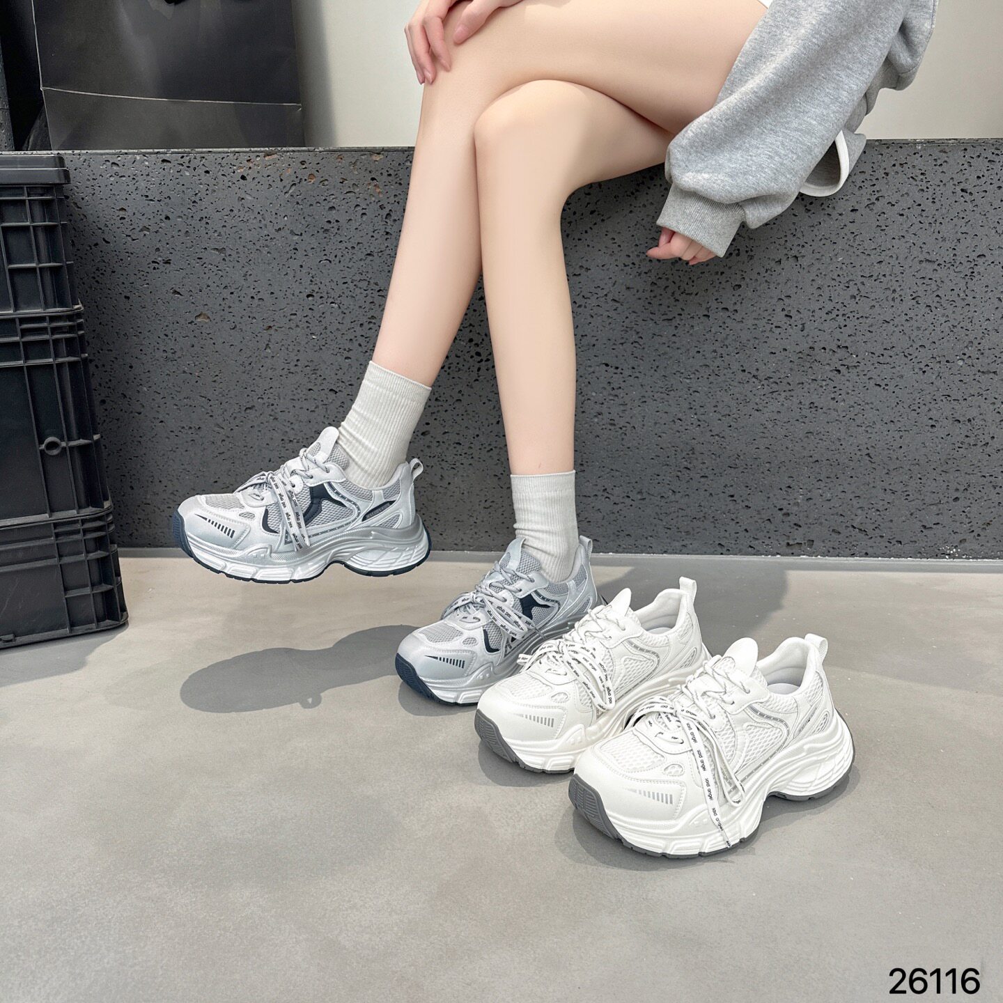 韩国潮鞋真皮鞋子女小个子显高2026春季新款厚底增高老爹鞋百搭透