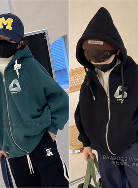 儿童休闲一体绒连帽外套