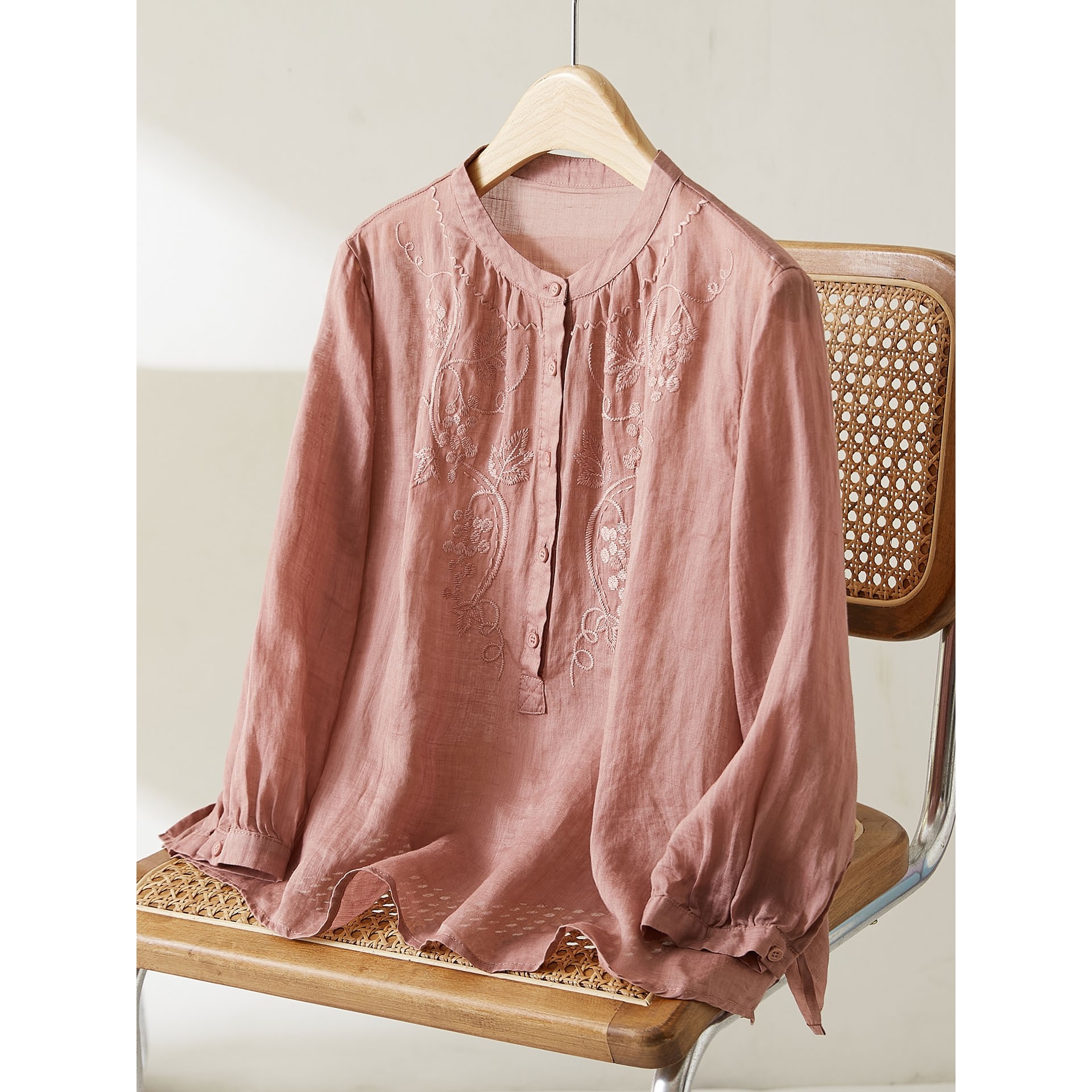 香港潮牌棉茧 夏季新款苎麻长袖衬衫女重工刺绣藤蔓葡萄叶大码轻,女装/女士精品,真丝上装,淘宝优惠券,粉丝福利购,淘宝优惠卷