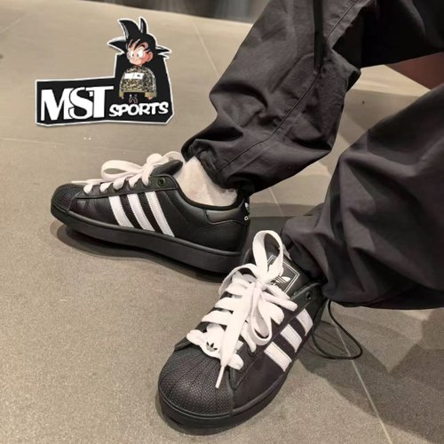 Adidas三叶草黑尾贝壳头2板鞋