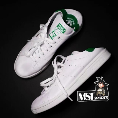 Adidas三叶草薄底软牛皮绿尾板鞋