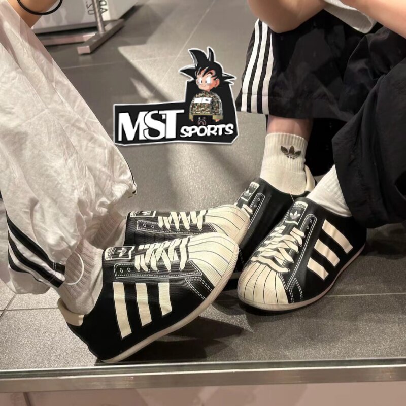 Adidas三叶草贝壳头一脚蹬凉鞋
