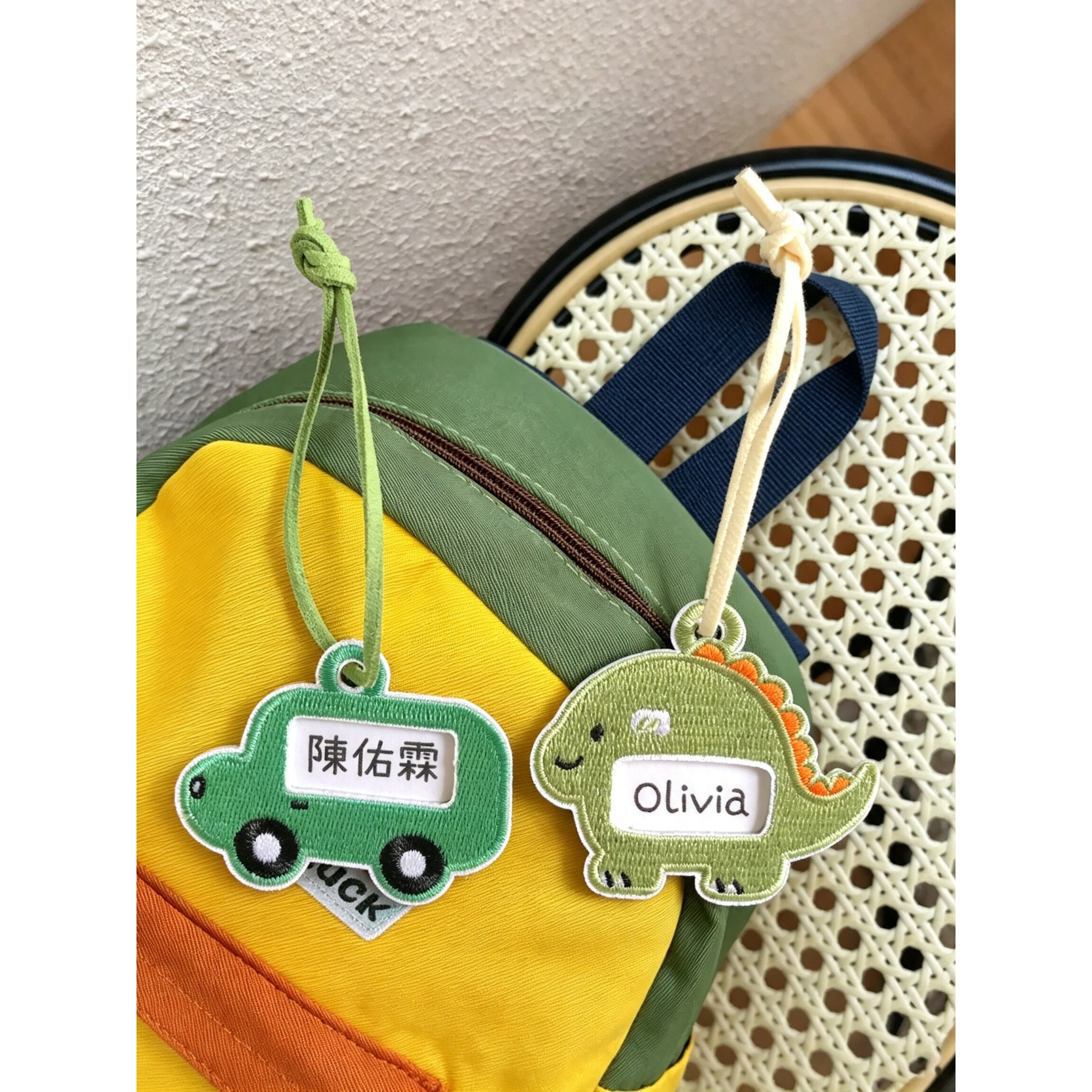 小众书包挂牌幼儿园名字入学用品姓名牌挂件姓名贴宝宝儿童刺绣