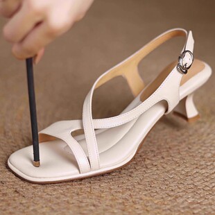 软皮版 新款 法式 2025夏季 软底踩屎感外 细跟不累脚高跟鞋 香港潮鞋