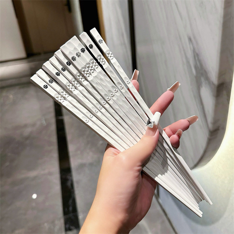 德国精工轻奢复古合金筷子家用高档抗菌防霉防滑高颜值酒店餐厅饭