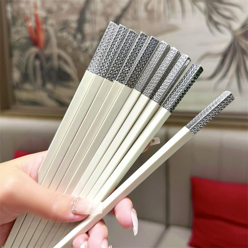德国精工奶白新款方形锤纹合金筷家用防霉防滑不发霉高颜值食品级