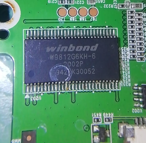 带板贴片 W9812G6KH-6 TSOP(II)-54 128Mbit RAM存储器芯片
