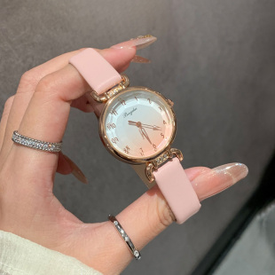 ins风高颜值手表女款小学生初中生2025年新款只看时间石英表女童