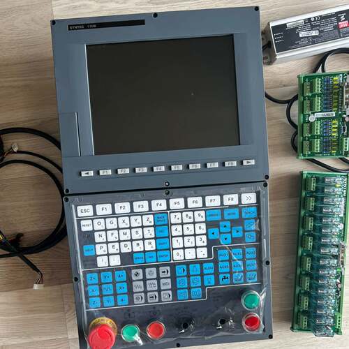 可维修新代系统11MBSYNTEC11MB新代数控系统11MB脉冲议价