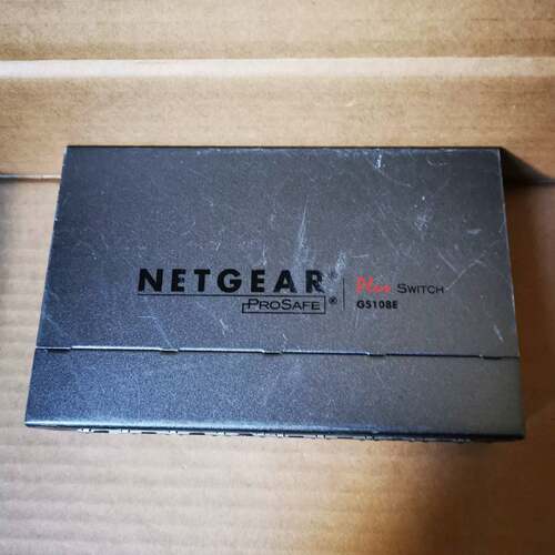 可议价NETGEAR 网件GS108E v2 8端口千兆网管交换