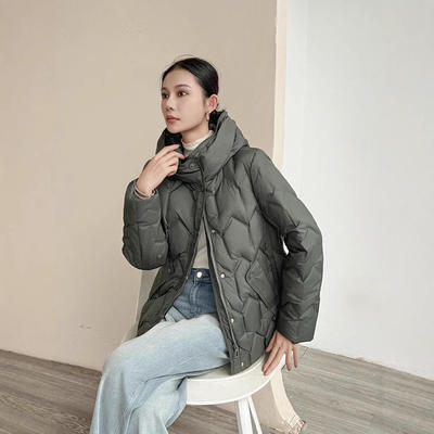 新款秋冬韩版时尚连帽羽绒服女短款宽松显瘦白鸭绒保暖外套潮